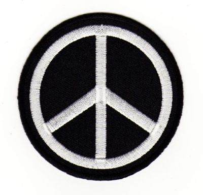 af47★PEACE sign patch for ironing on application iron-on image new 6.8 x 6.8 cm