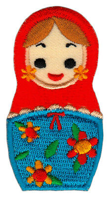 be90★Matrjoschka Matroschka Russland Aufnäher Patch Bügelbild Rot 3,3 x 6,3 cm