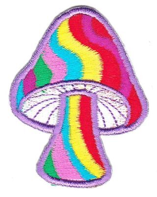 as62★Pilz Regenbogen Aufnäher zum aufbügeln Bügelbild Applikation Neu 4,7 x 6 cm