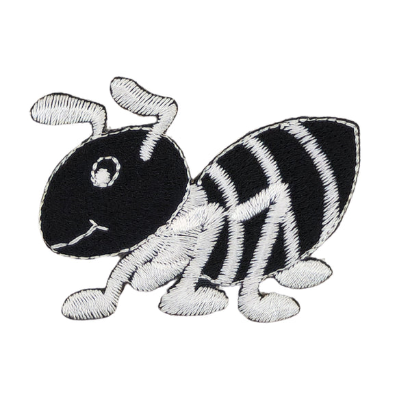#aa46 Baby Ameise Schwarz Aufnäher Bügelbild Applikation Patch Größe 5,5 x 4,8 cm