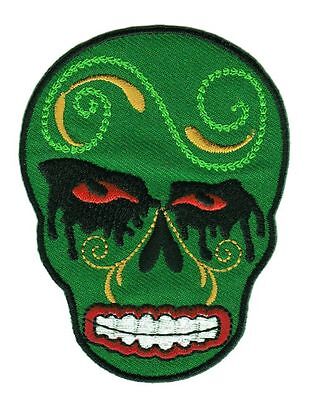 bg46★Totenkopf Grün Halloween Aufnäher zum aufbügeln Bügelbild Patch 7,3 x 9,4cm