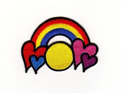 ag99★Regenbogen Herz Aufnäher Bügelbild Applikation Patch Bügelflicken 7 x 5 cm