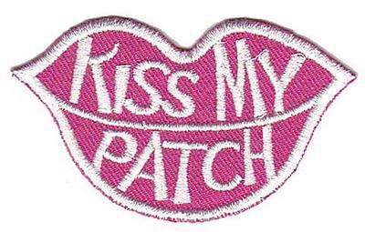 bb26★Kiss My Patch Lippen Rosa Aufnäher Bügelbild Patch Flicken Spruch 4 x 6,7cm