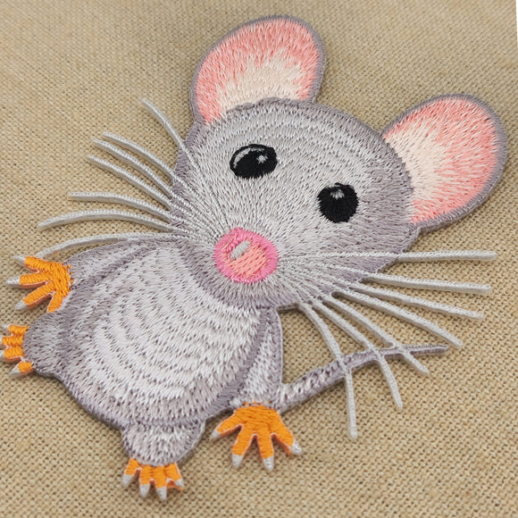 #aa37 Graue Maus Aufnäher Bügelbild Applikation Patch Größe 6,7 x 8,4 cm