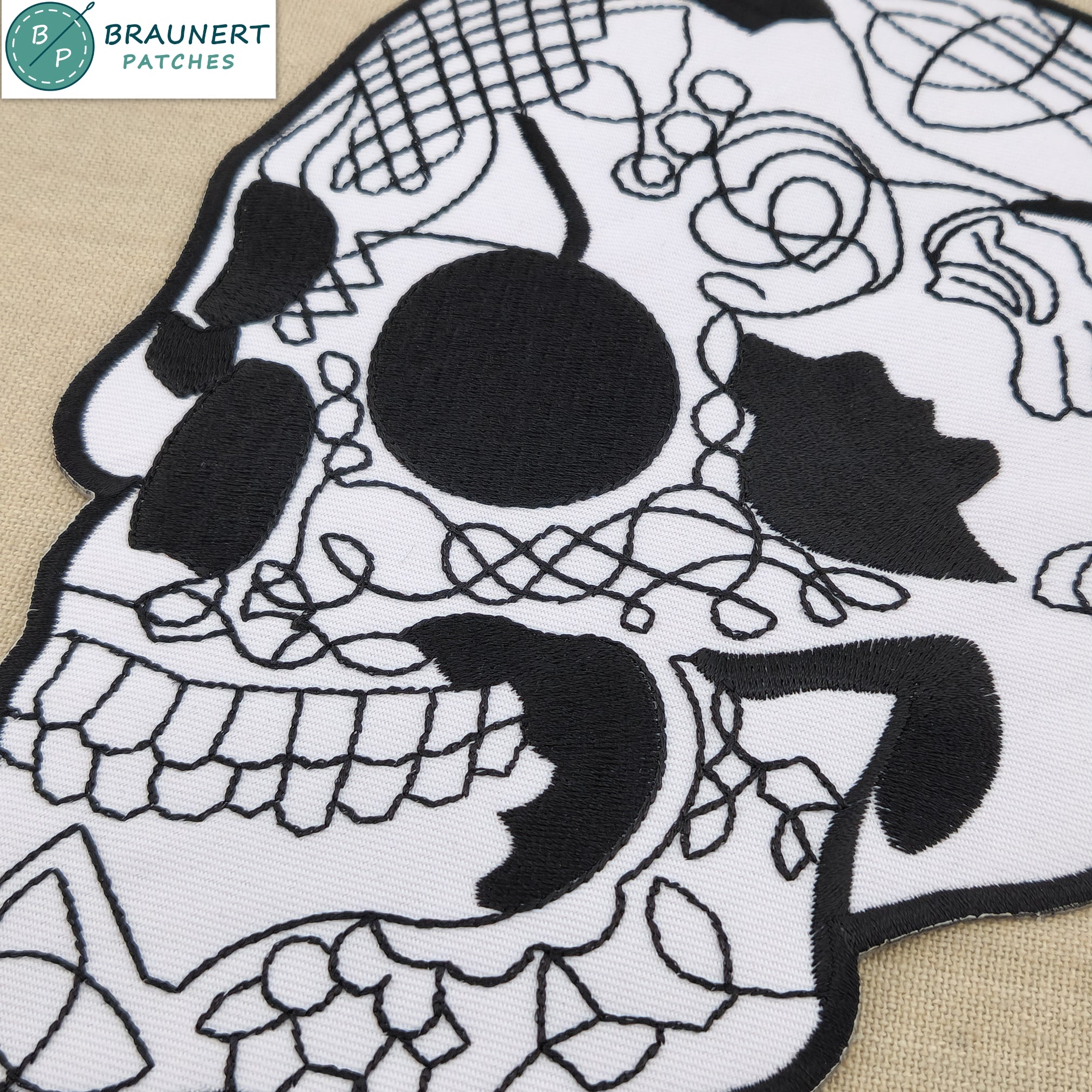 #Backpatch #44 Totenkopf Weiß Tattoo Biker Rückenaufnäher Back Patch Größe 16 x 21 cm - 0