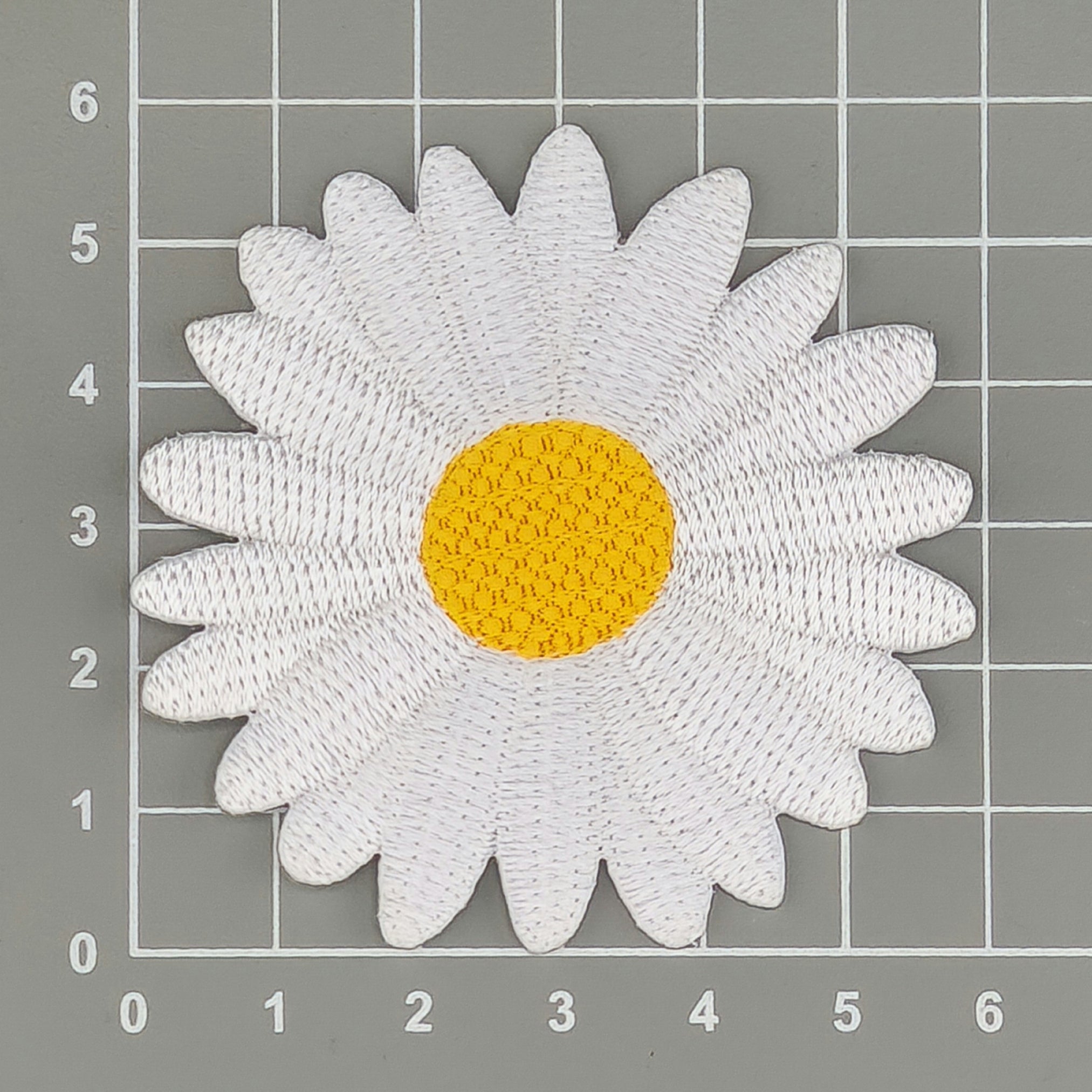 #ae45 Gänseblümchen Blume Blüte Weiß Aufnäher Bügelbild Applikation Patch Größe 6,0 x 6,0 cm
