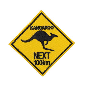 am93★Kangaroo Next 100km Aufnäher Bügelbild Australien Känguru Patch 7,4 x 7,4cm