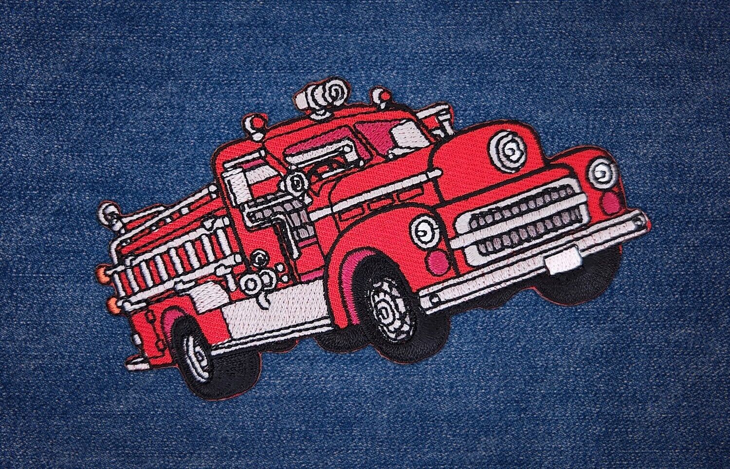 af36★Fire Department Car Vintage Car Iron-On Patch 11.2 x 6.2 cm