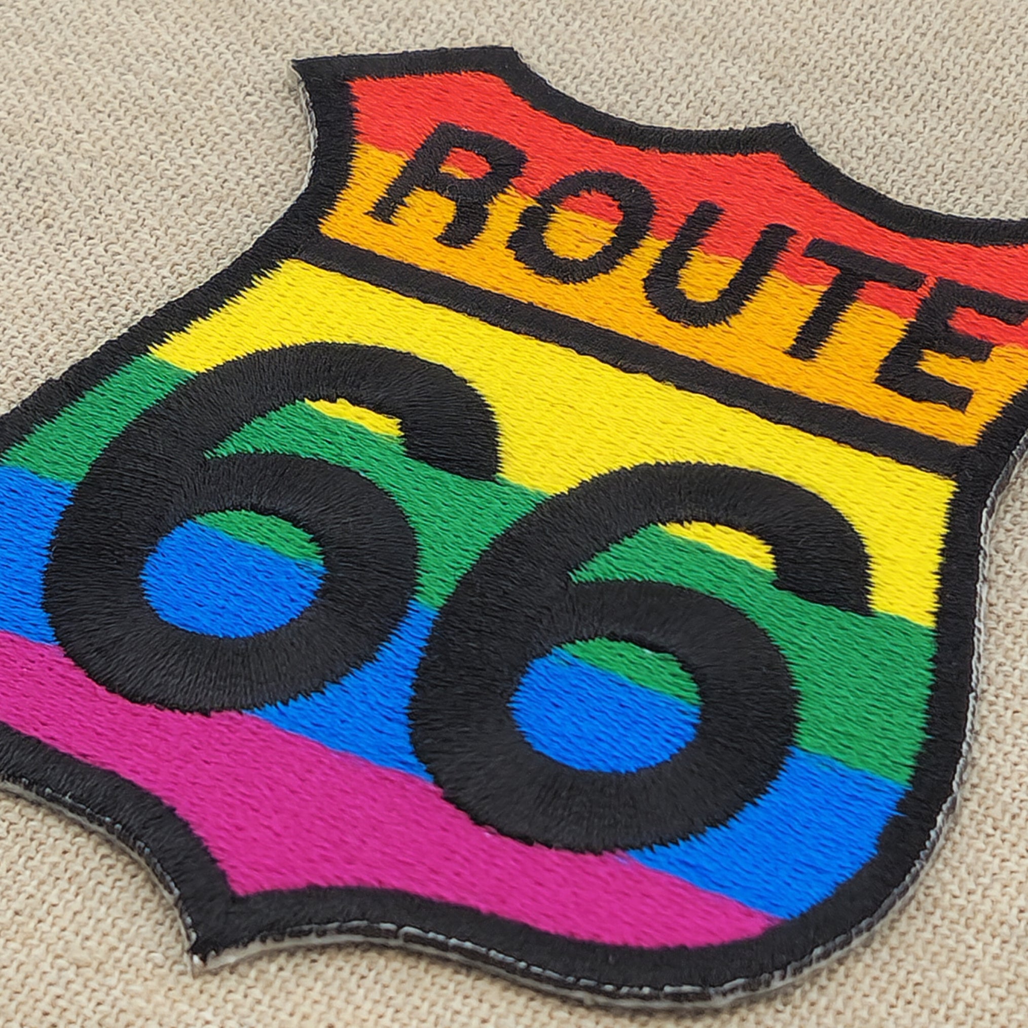 #ac61 Route 66 Bunt Regenbogen USA Aufnäher Bügelbilder Applikation Patch Größe 6,9 x 8,0 cm - 0