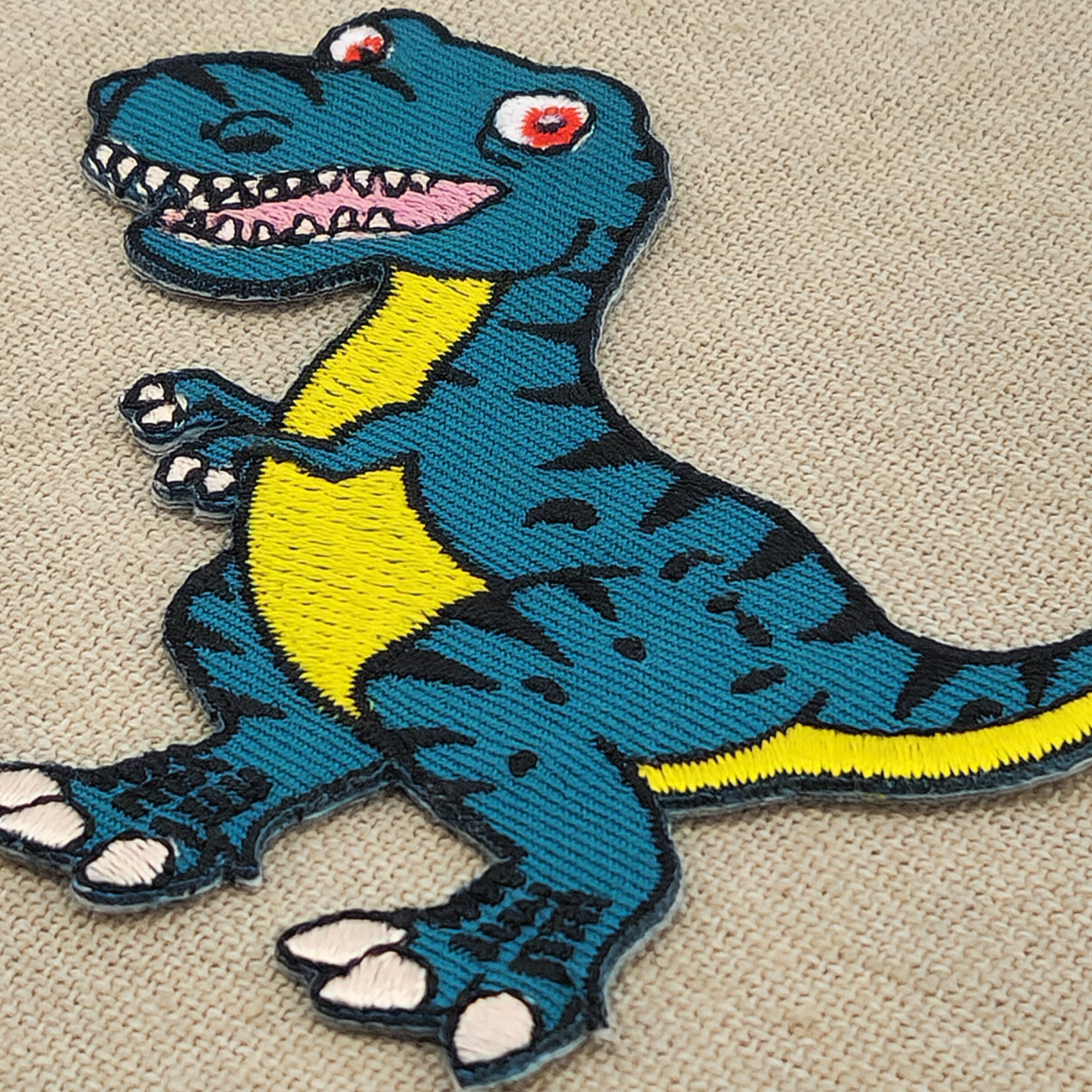 #am39 Dino Dinosaurier T-Rex Aufnäher Bügelbild Applikation Patch Größe 9,0 x 7,5 cm