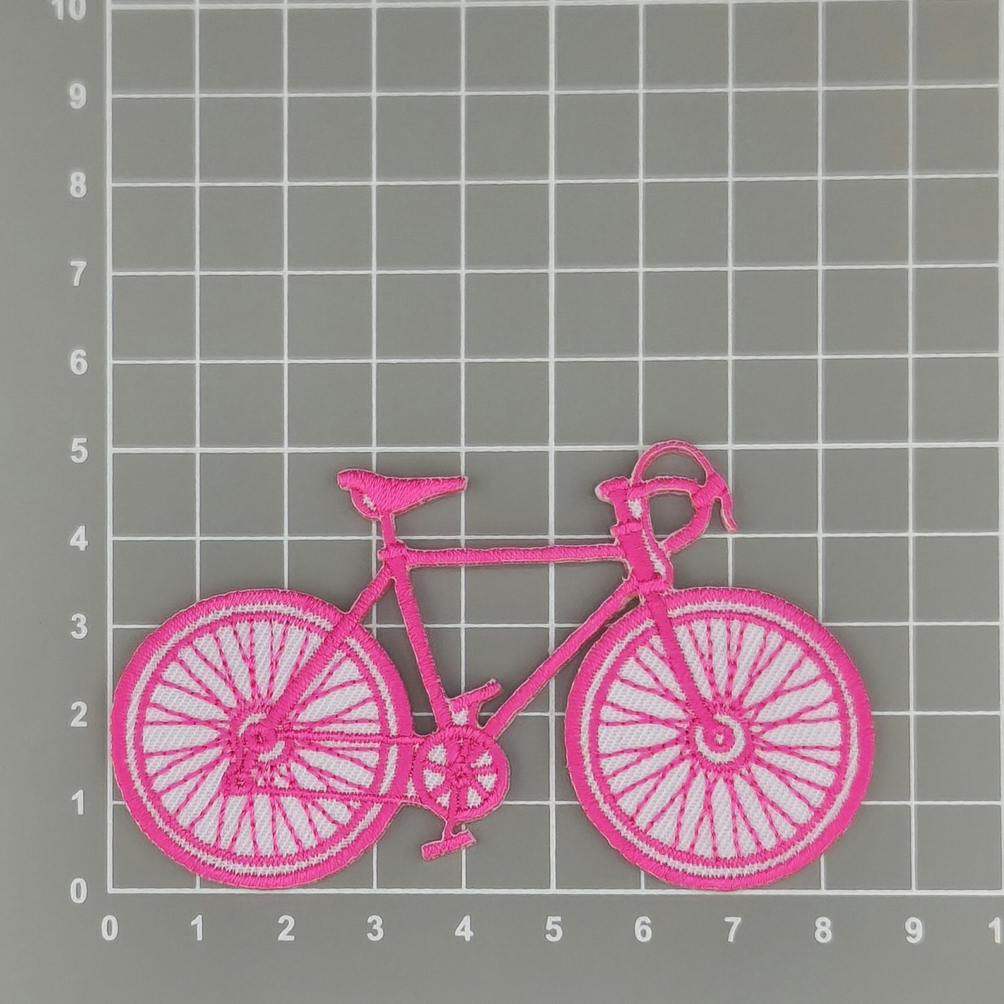 #aa43 Besticktes Rennrad Rosa Fahrrad Aufnäher Bügelbild Applikation Größe 8,5 x 5,1 cm